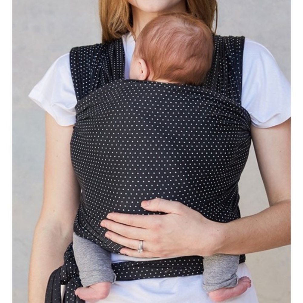 Solly Baby Wrap in Swiss Dot